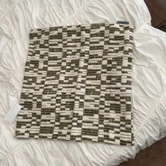 McGee & Co Pillow Cover - Picture 4 of 6